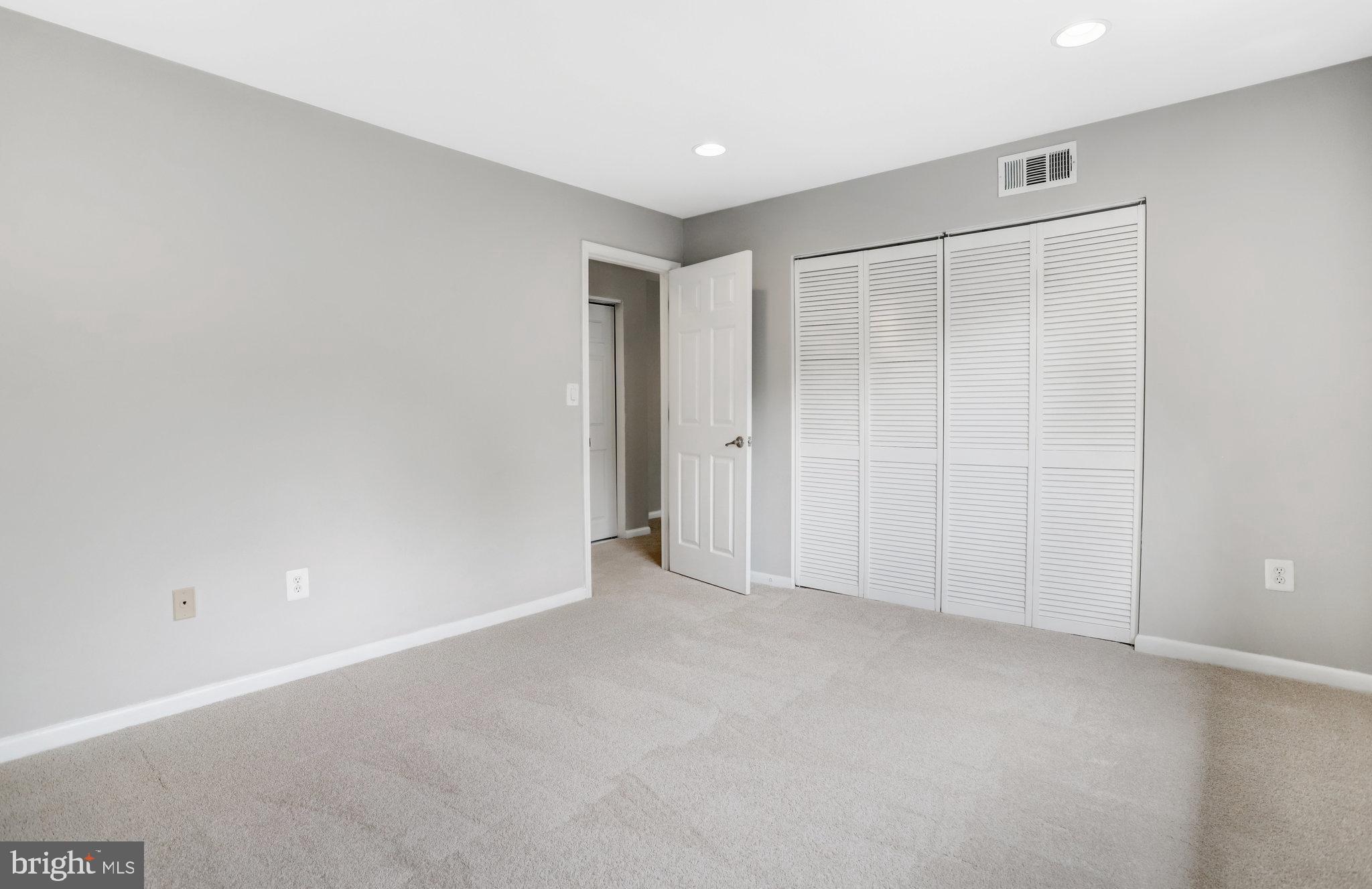 1521 Colonial Drive Unit: 203