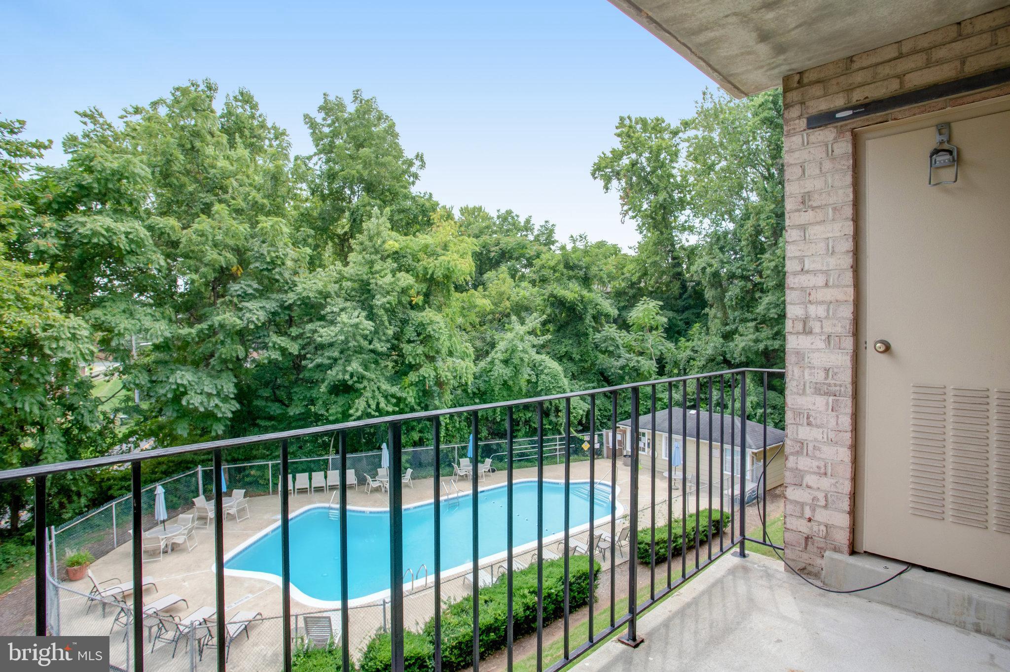 1521 Colonial Drive Unit: 203