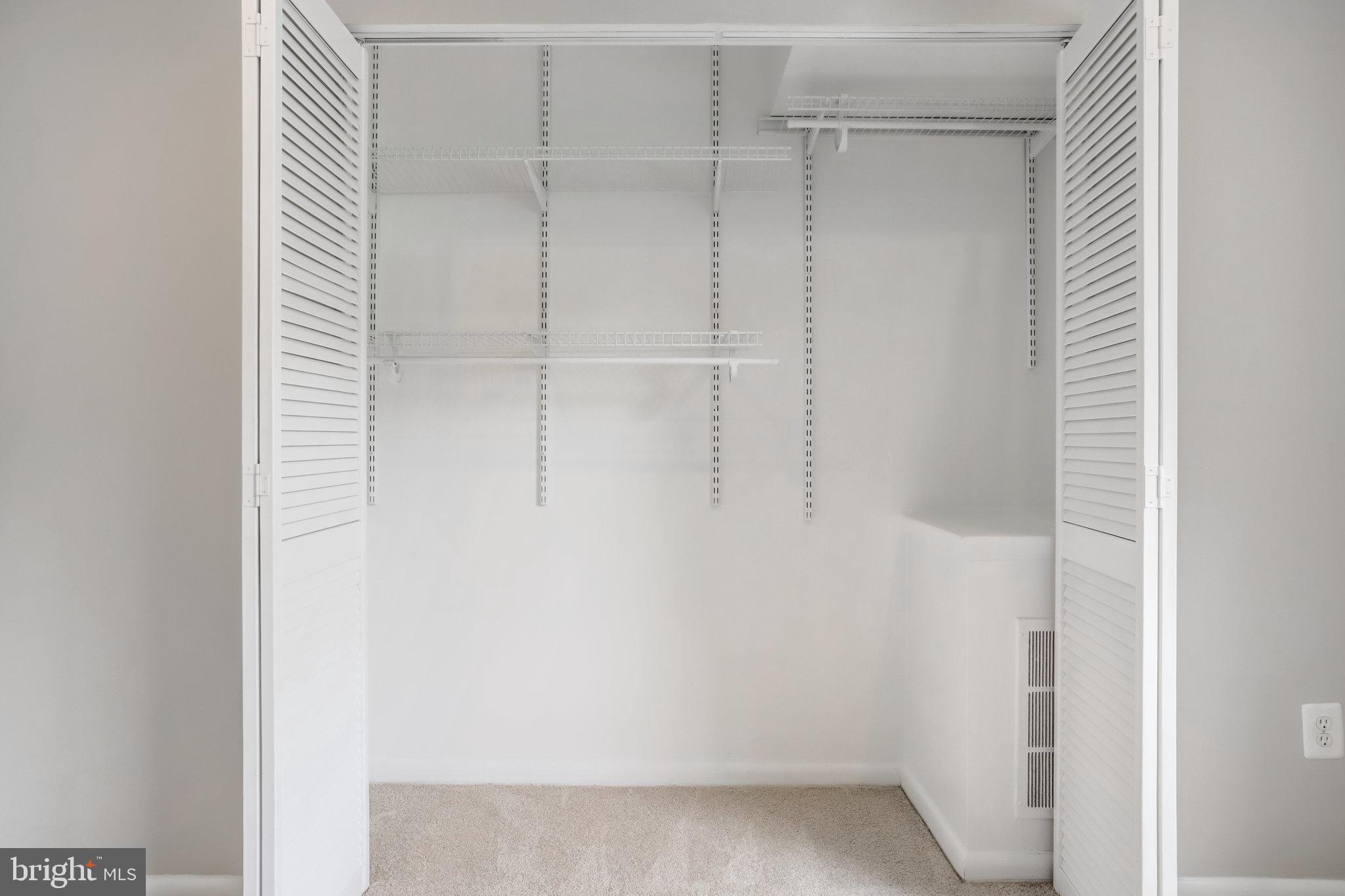 1521 Colonial Drive Unit: 203