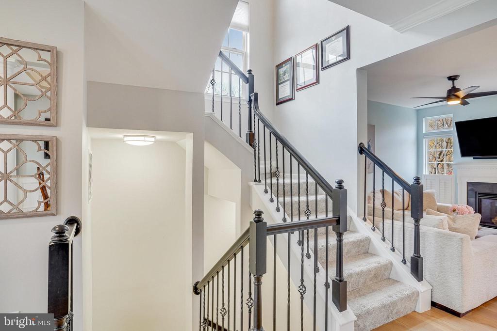 1544 Grosbeak Ct