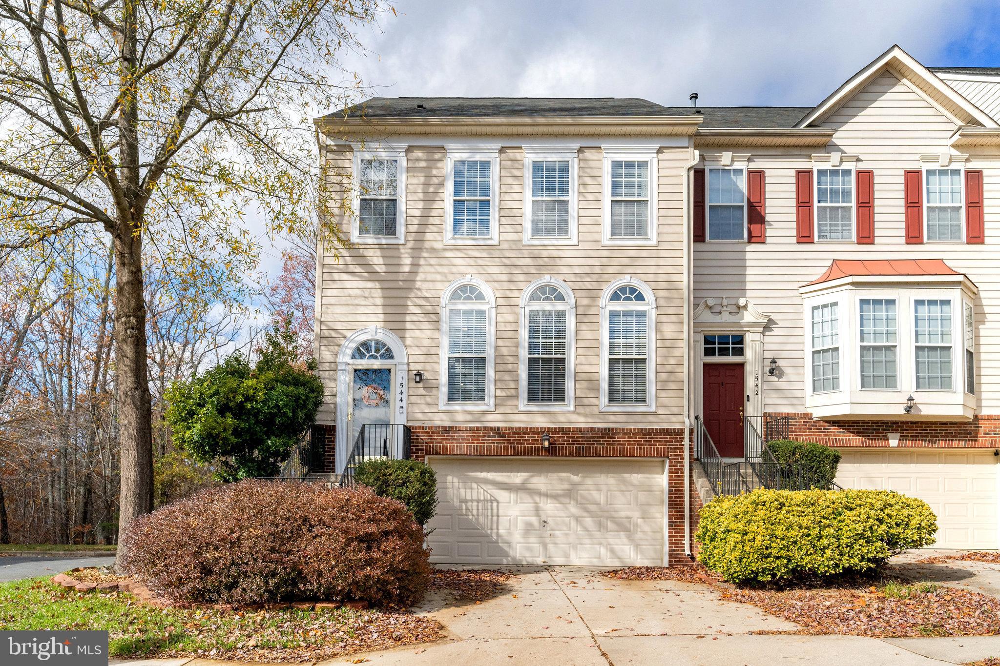 1544 Grosbeak Ct