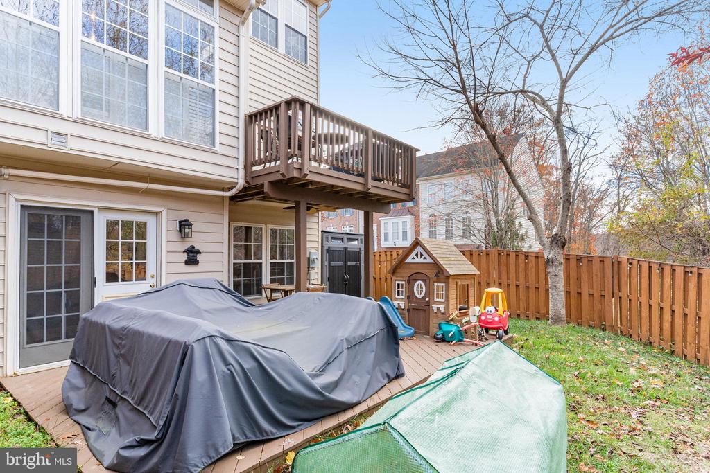 1544 Grosbeak Ct