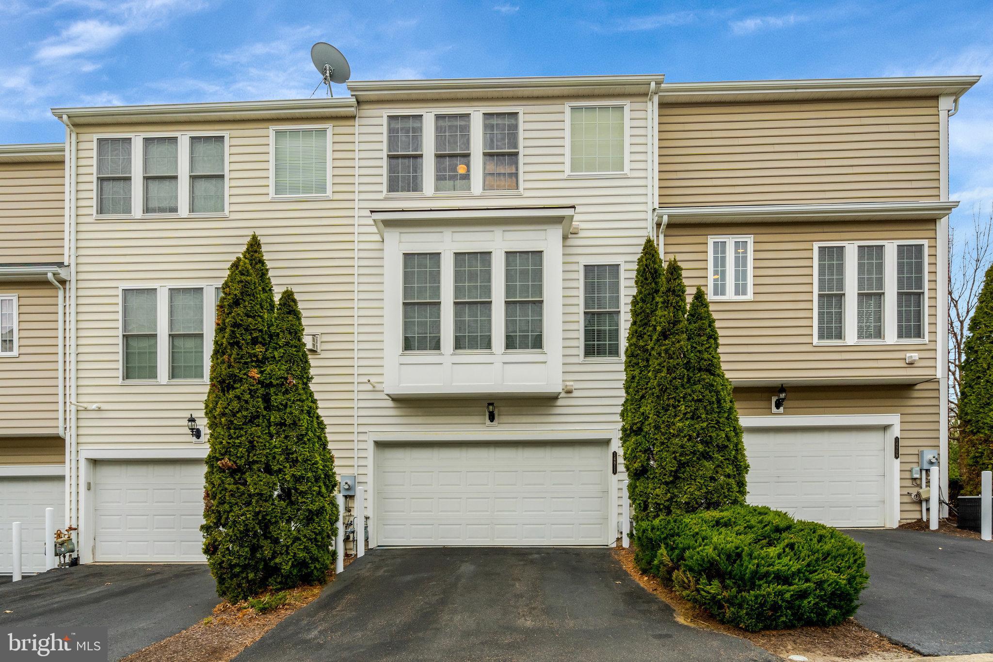 14811 Potomac Branch Dr