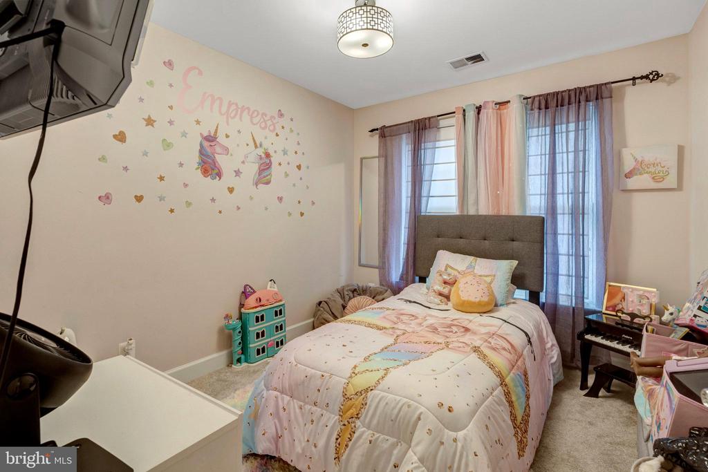 14811 Potomac Branch Dr