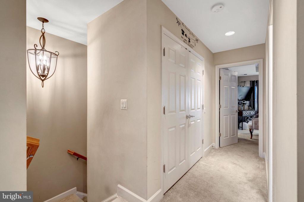 14811 Potomac Branch Dr