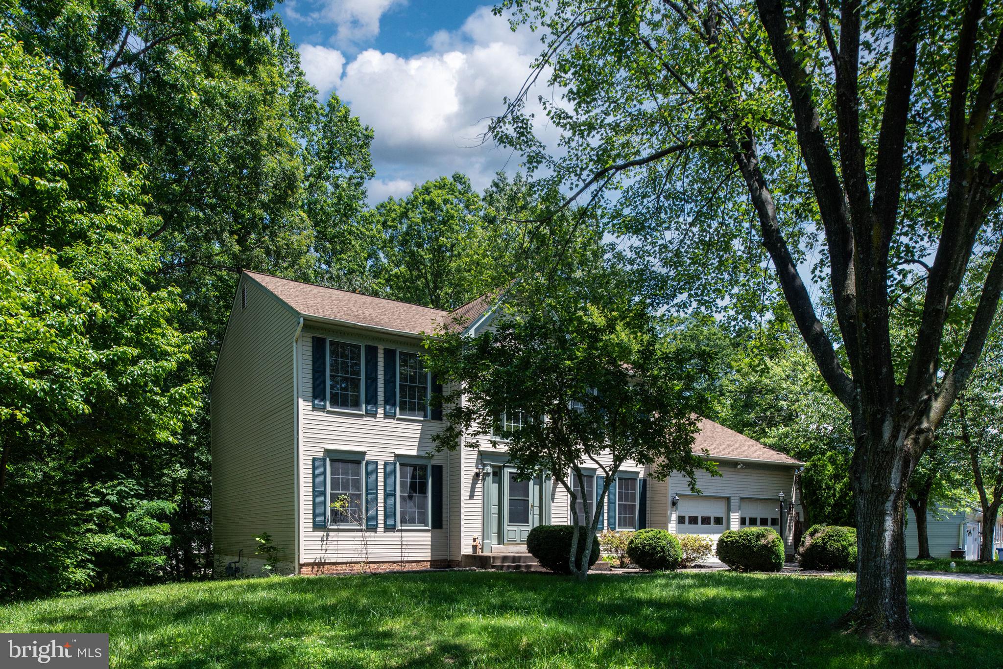 7 Lynchester Dr