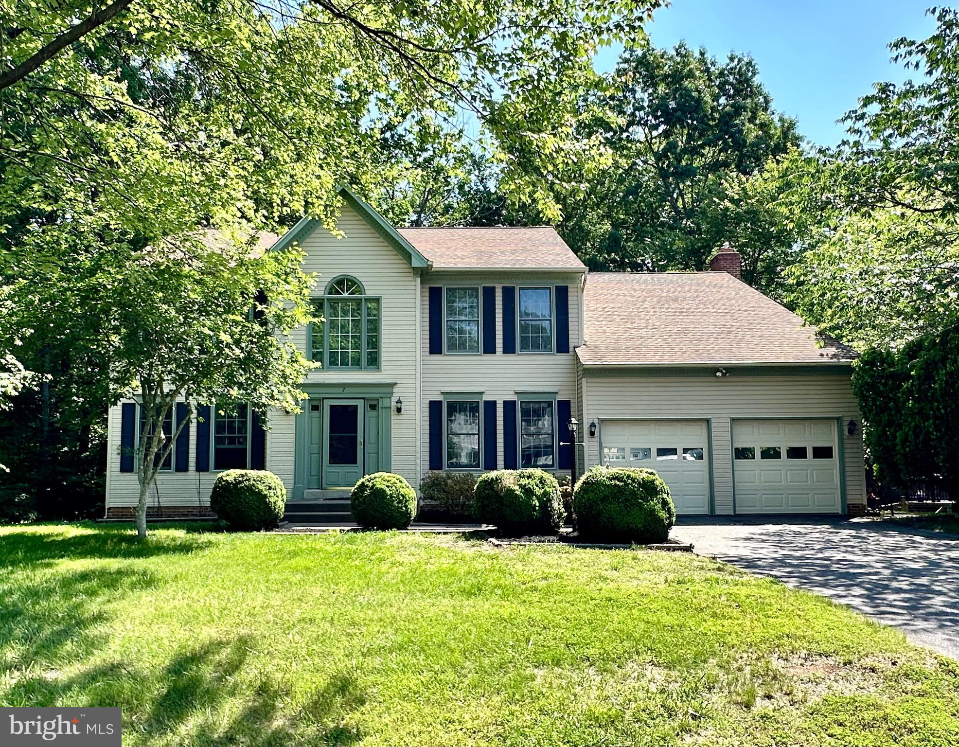 7 Lynchester Dr