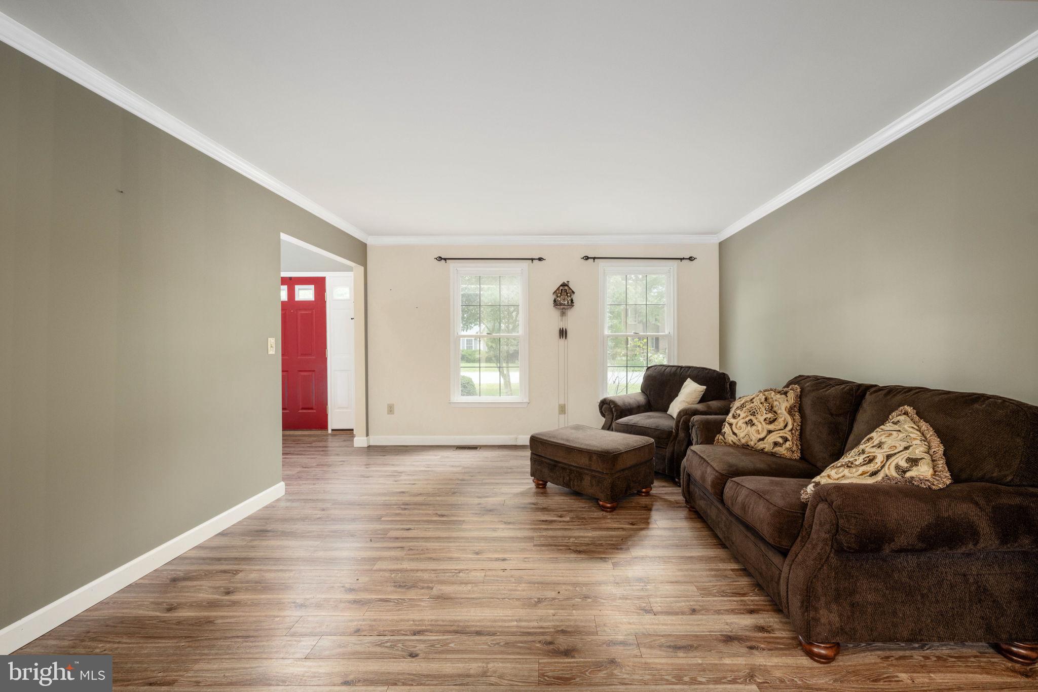 7 Lynchester Dr