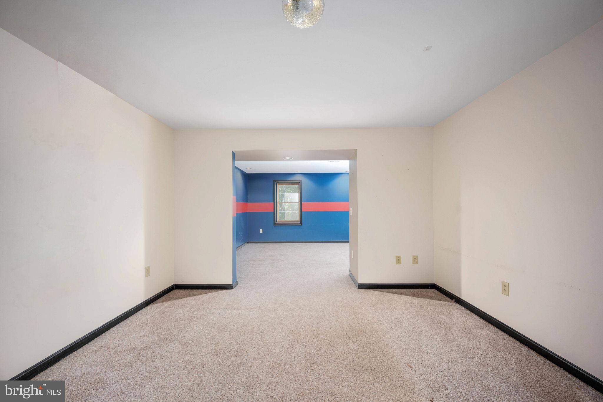 7 Lynchester Dr