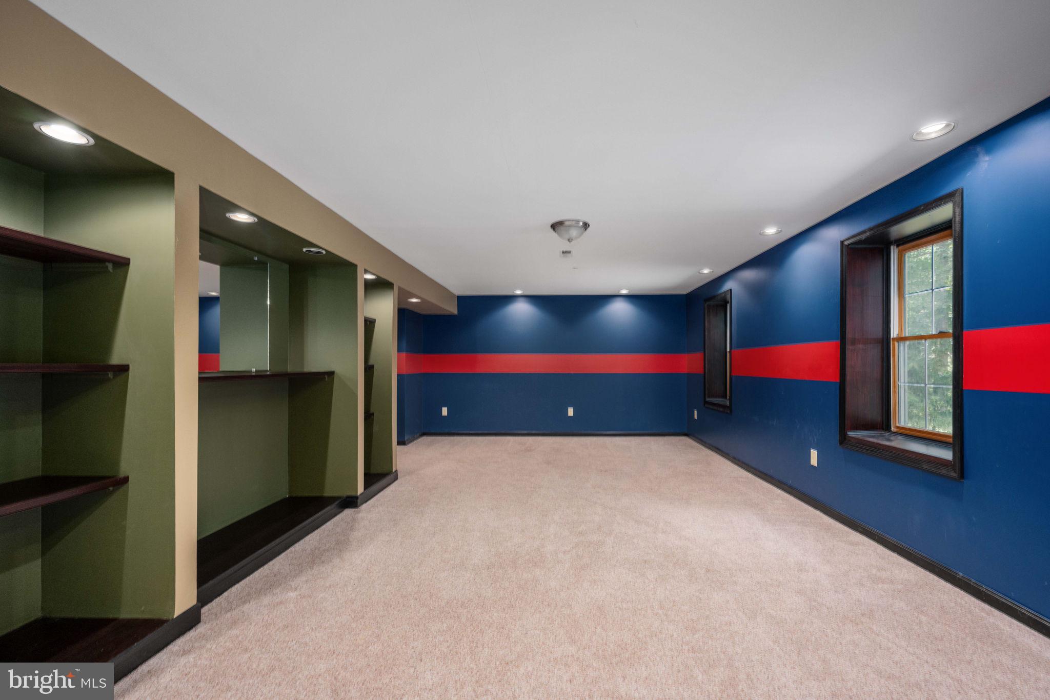 7 Lynchester Dr
