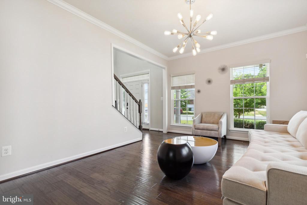 26 KETTLEBROOK CT
