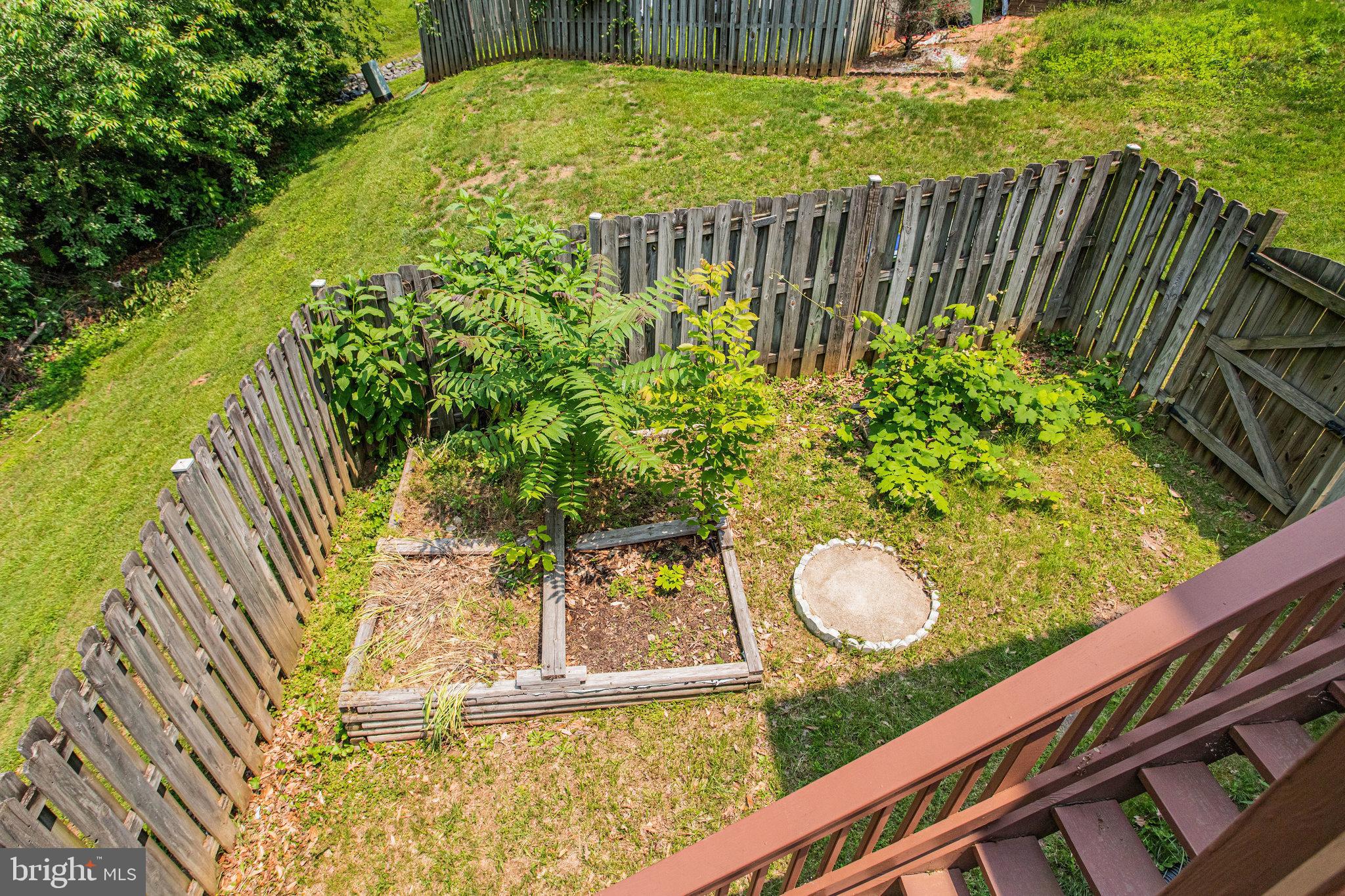 111 ASTON CT