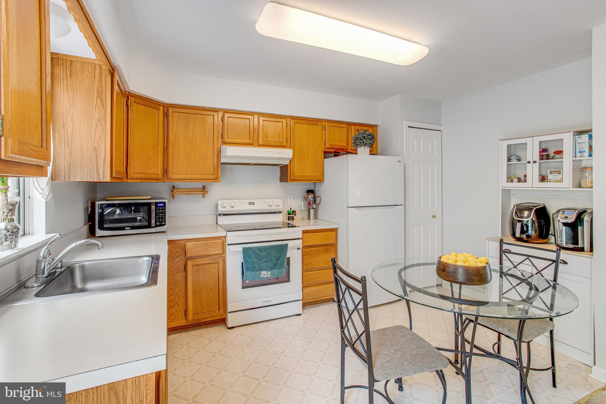 111 ASTON CT