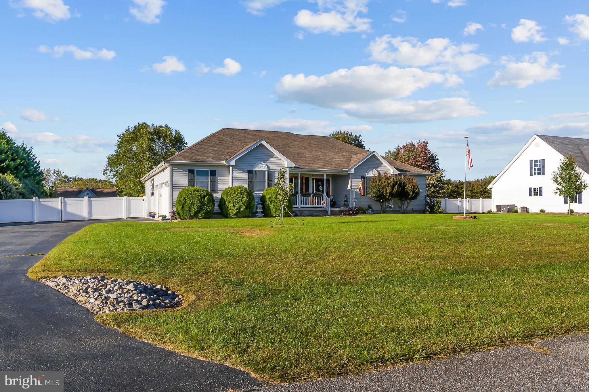 105 LUCKY FIRST DRIVE