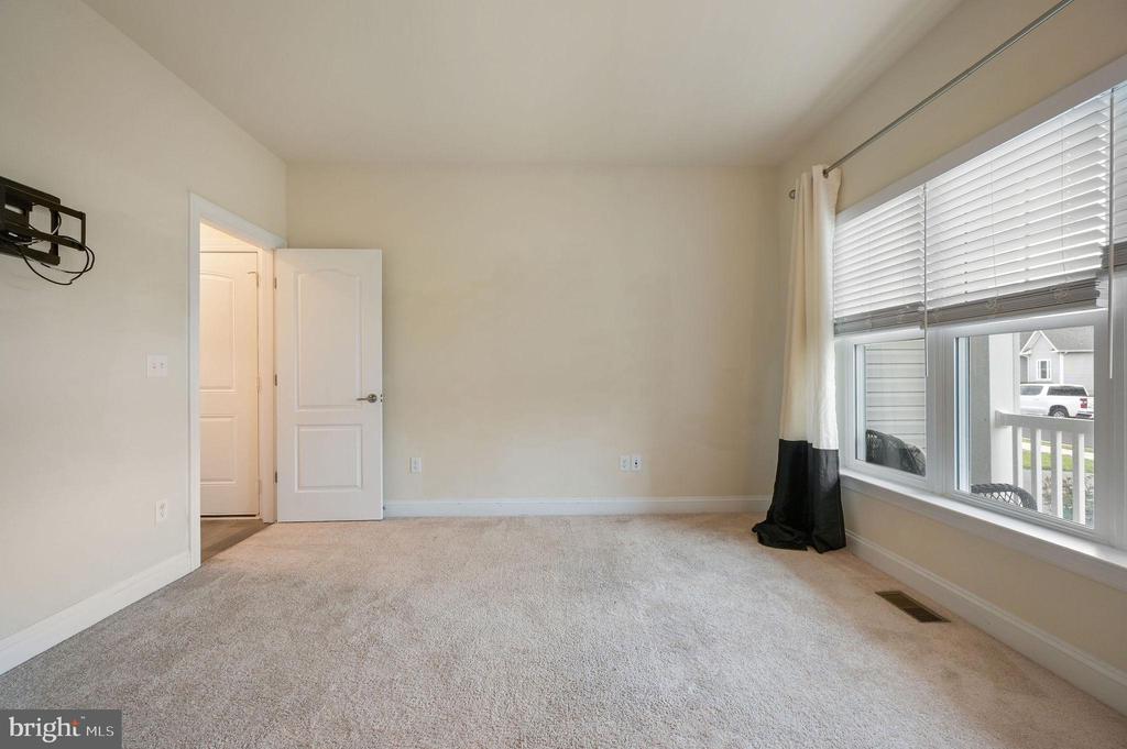 306 HORSE TRAIL LANE