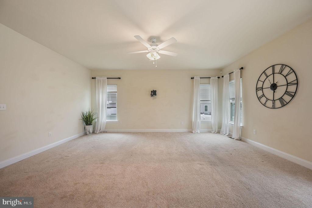306 HORSE TRAIL LANE
