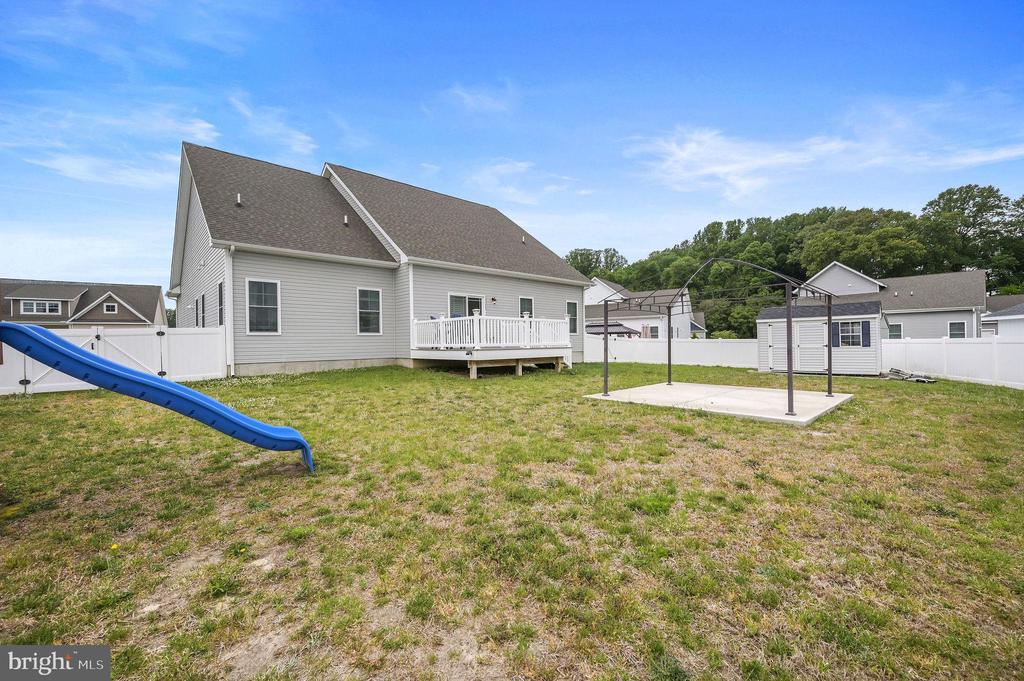 306 HORSE TRAIL LANE