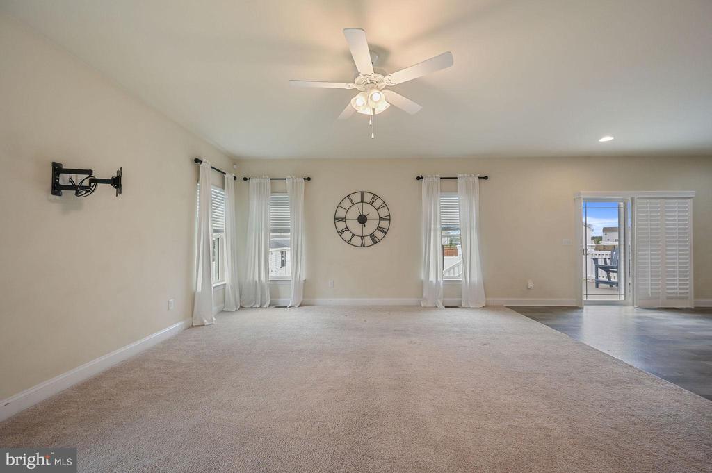 306 HORSE TRAIL LANE