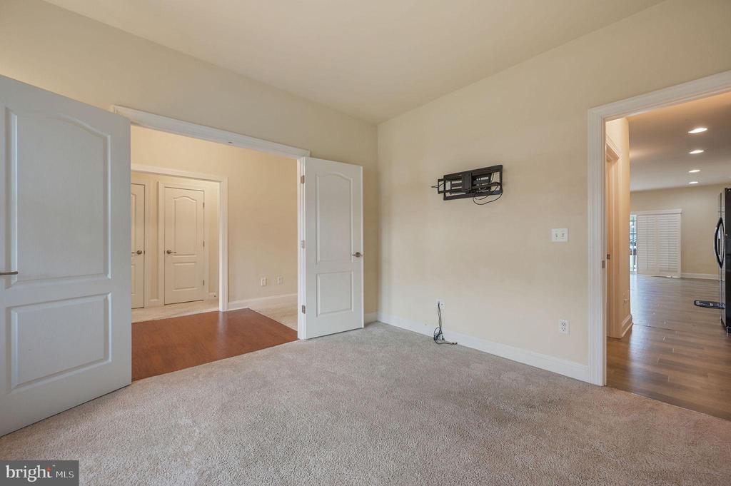 306 HORSE TRAIL LANE