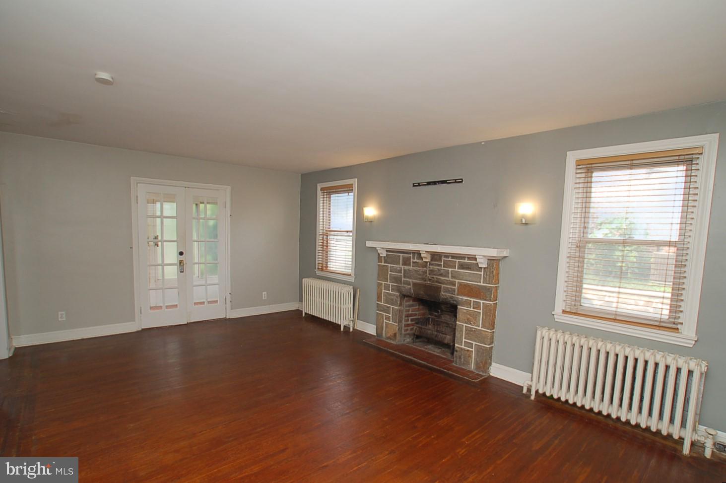 604 S LINCOLN STREET