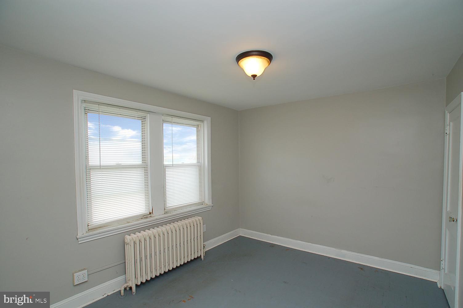 604 S LINCOLN STREET