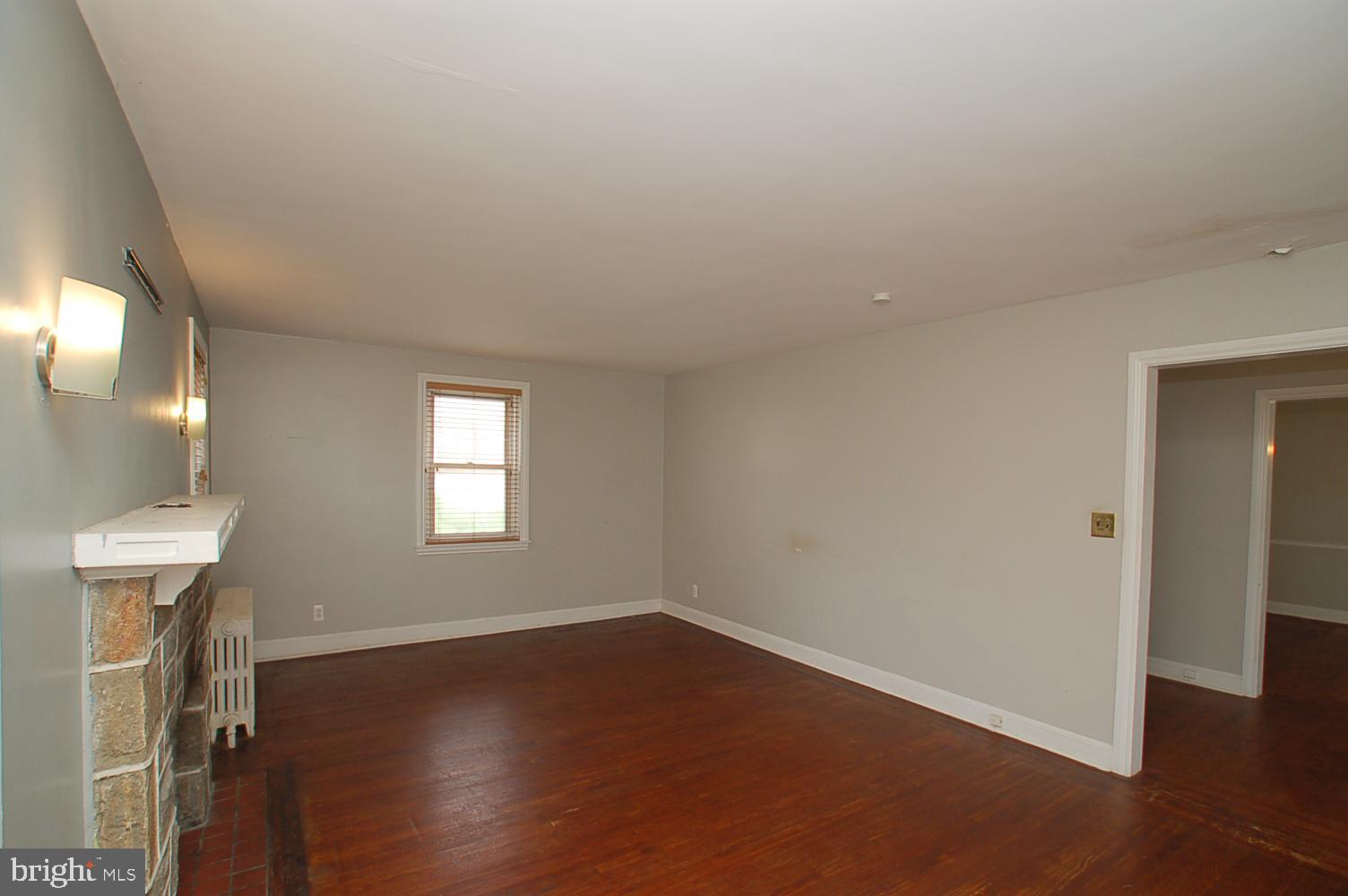 604 S LINCOLN STREET