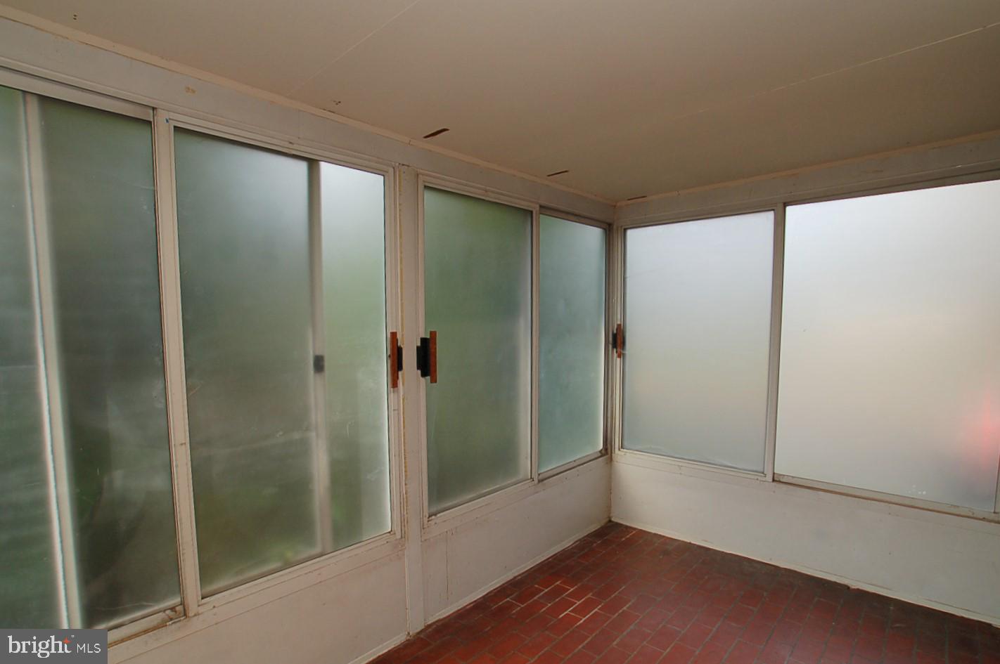 604 S LINCOLN STREET