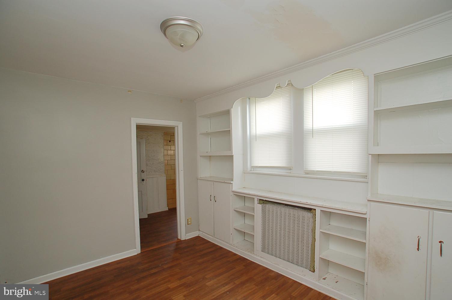 604 S LINCOLN STREET