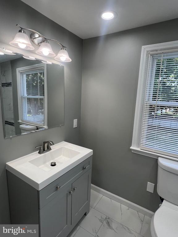 33 MONTPELIER BOULEVARD