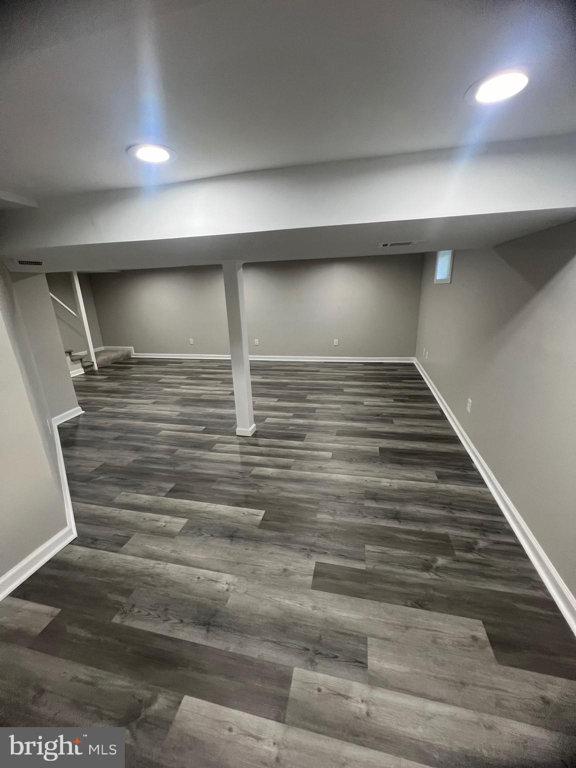 33 MONTPELIER BOULEVARD