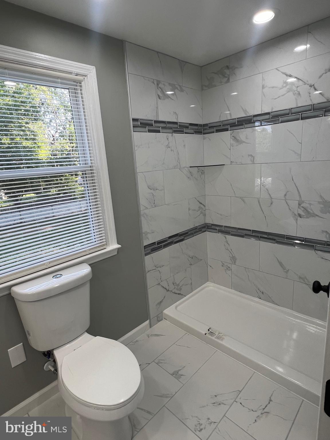 33 MONTPELIER BOULEVARD