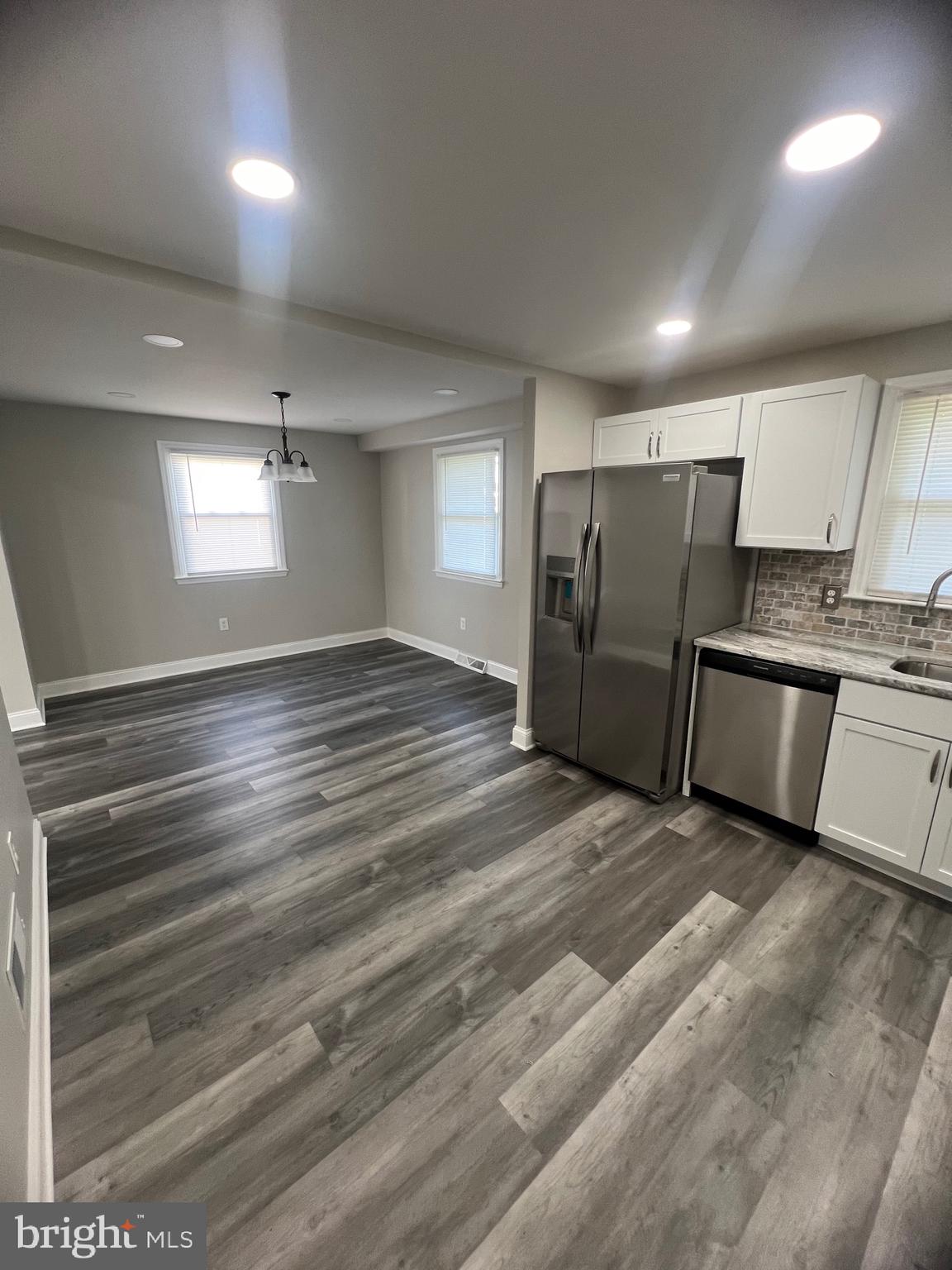 33 MONTPELIER BOULEVARD