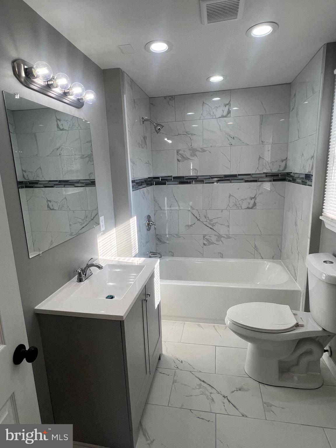 33 MONTPELIER BOULEVARD