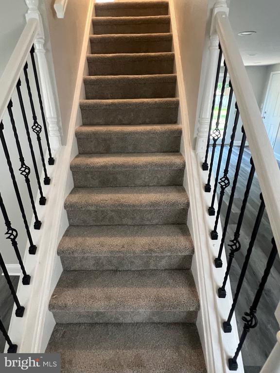 33 MONTPELIER BOULEVARD