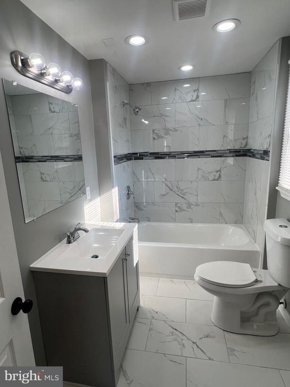 33 MONTPELIER BOULEVARD