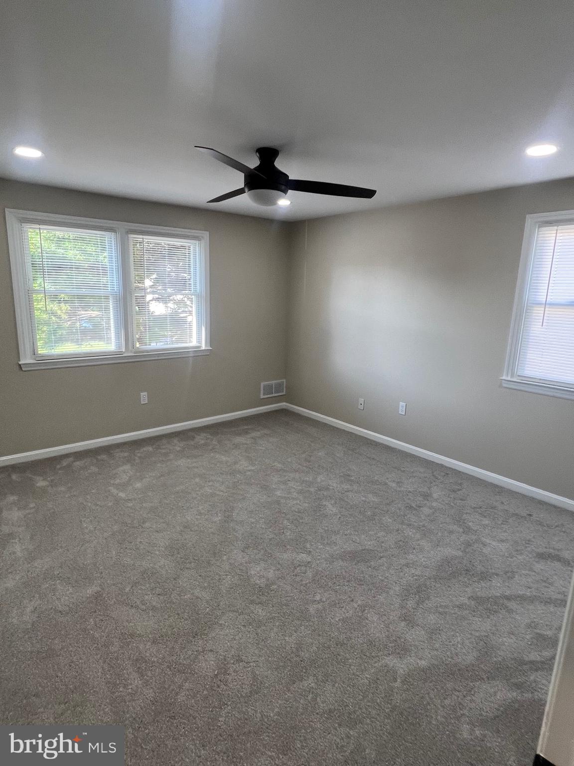 33 MONTPELIER BOULEVARD