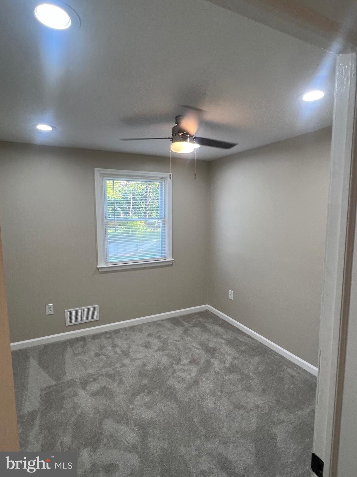 33 MONTPELIER BOULEVARD