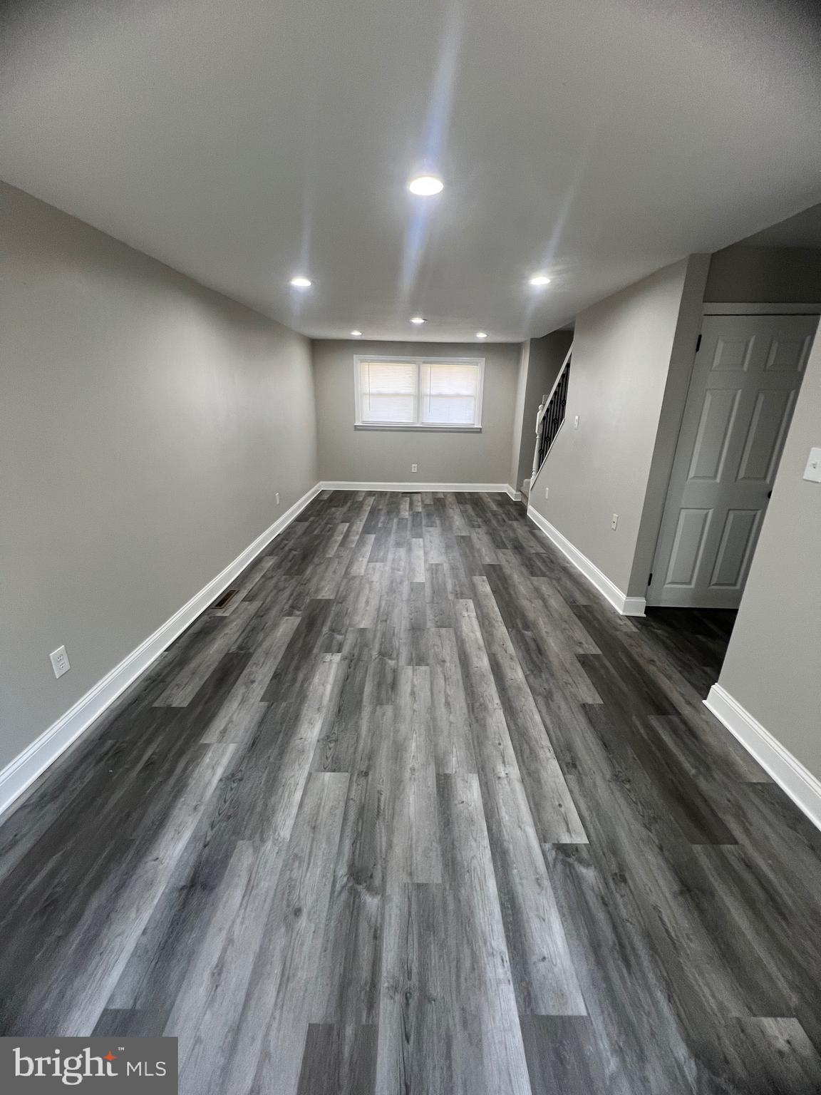 33 MONTPELIER BOULEVARD