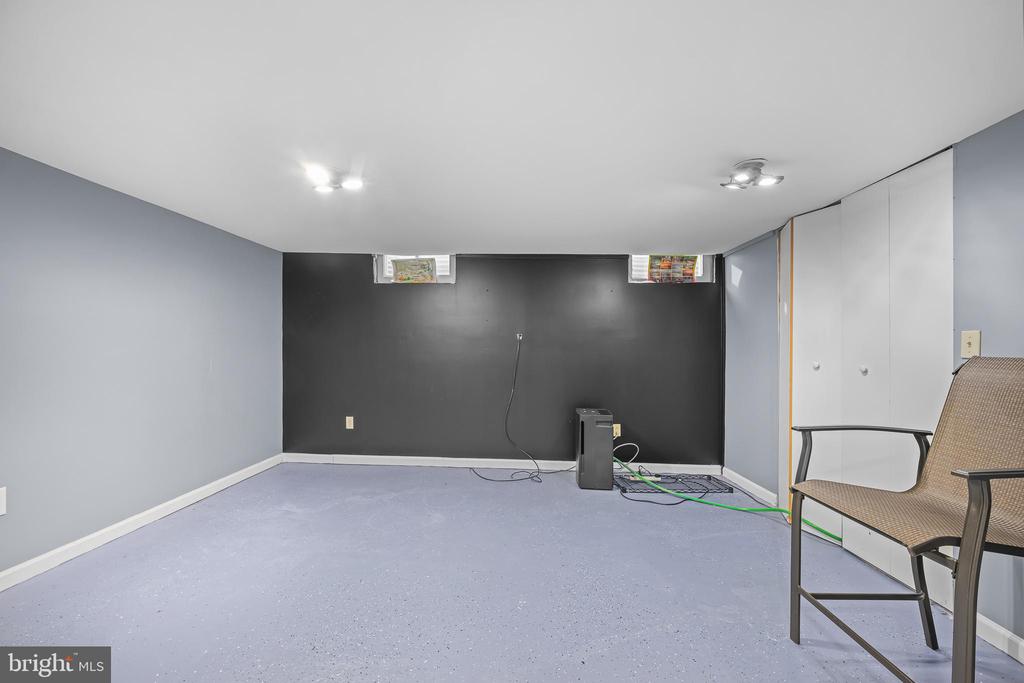 435 CALBURN COURT