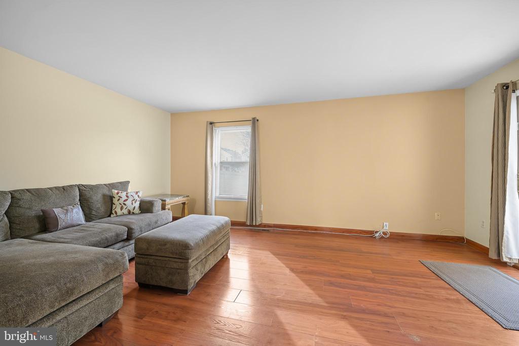 435 CALBURN COURT