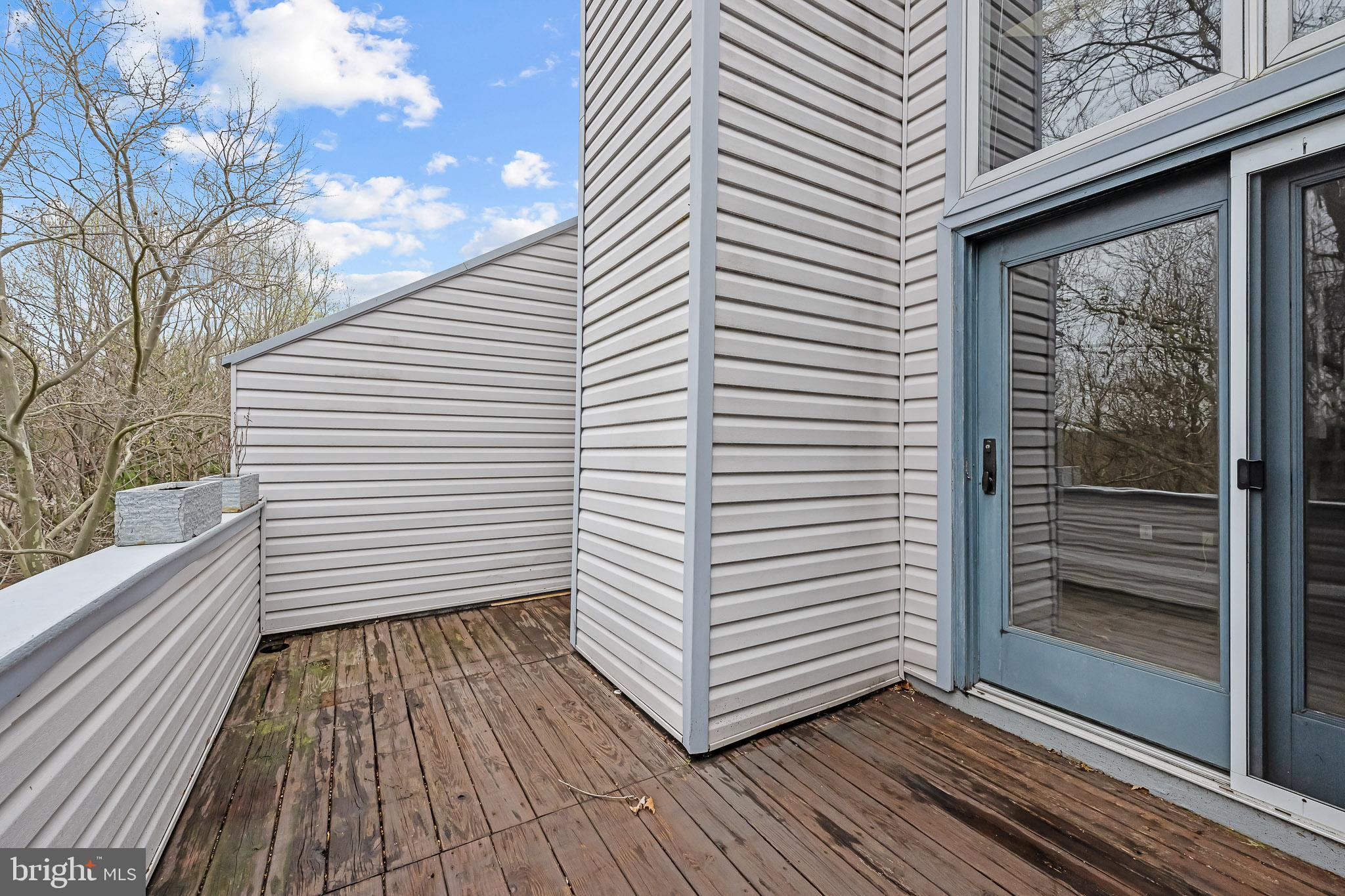 4511 CLAREMONT COURT