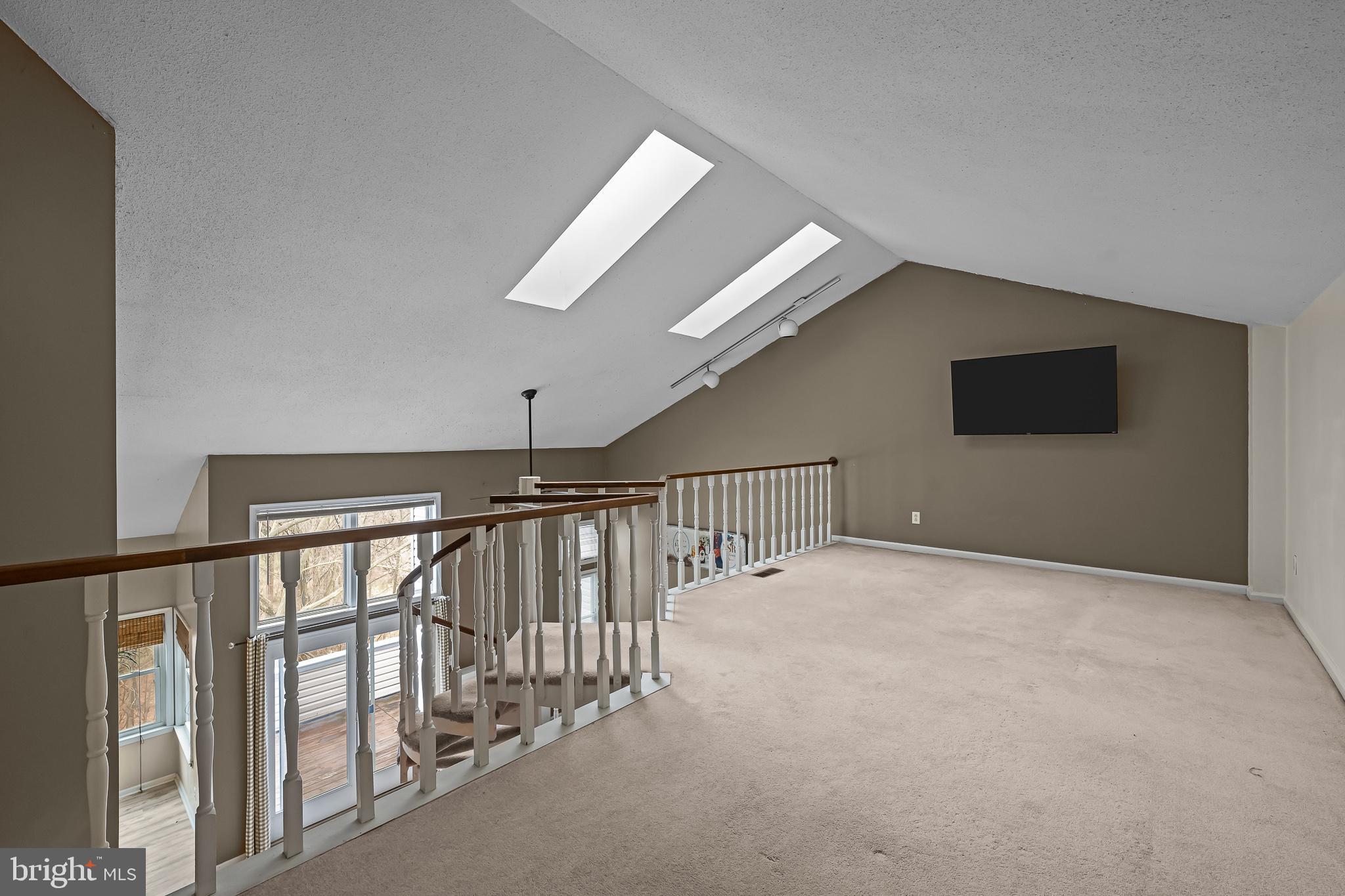 4511 CLAREMONT COURT