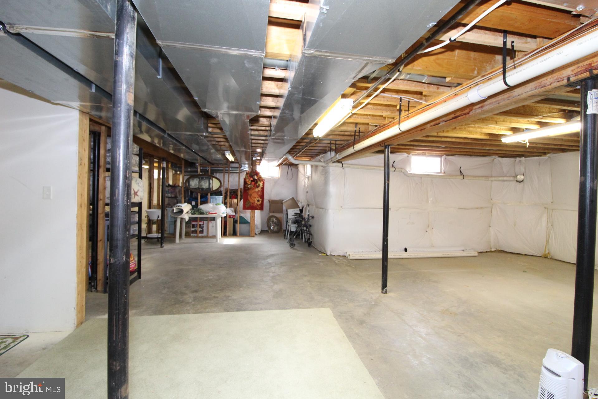 802 CHESAPEAKE COURT