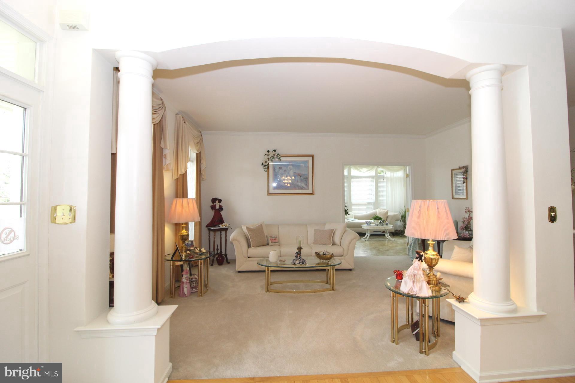 802 CHESAPEAKE COURT