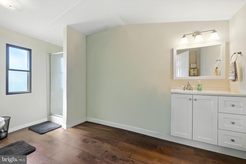 8 GYPSUM DRIVE 168