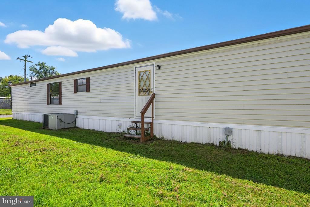 8 GYPSUM DRIVE 168