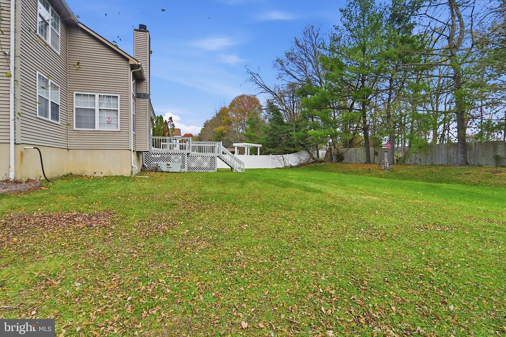 21 E MOYER DRIVE