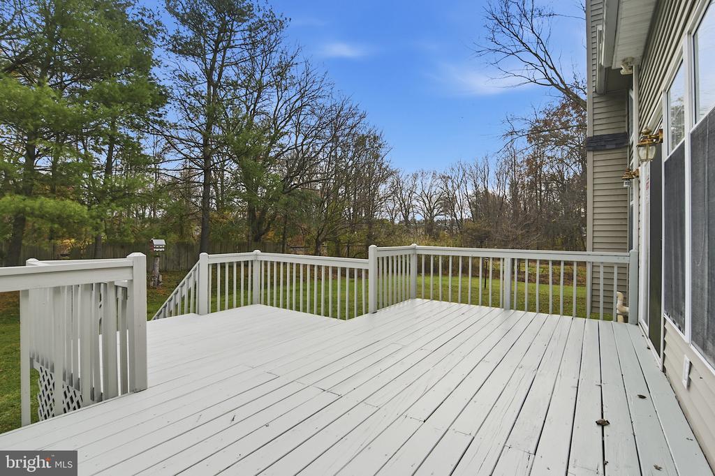 21 E MOYER DRIVE
