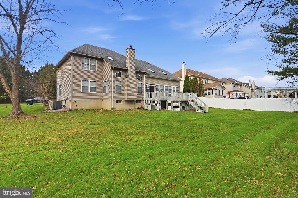 21 E MOYER DRIVE