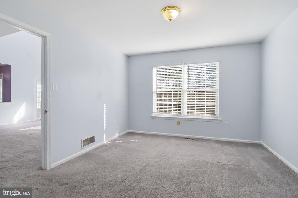21 E MOYER DRIVE